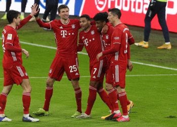 FC Bayern Muenchen vs. TSG 1899 Hoffenheim, 1. Bundesliga, 19. Spieltag, 30.01.2021 die Mannschaft freut sich ueber das Tor von Serge Gnabry 7 FC Bayern Muenchen zum 4:1, Thomas Mueller 25 FC Bayern Muenchen, Kingsley Coman 29 FC Bayern Muenchen, Robert Lewandowski 9 FC Bayern Muenchen, FC Bayern Muenchen vs. TSG 1899 Hoffenheim, 1. Bundesliga, 19. Spieltag, 30.01.2021, Foto: Christian Kolbert/kolbert-press/Pool - Editorial Use ONLY - DFL regulations prohibit any use of photographs as image sequences and/or quasi-video - National and International News Agencies OUT München Allianz Arena Bayern Deutschland *** FC Bayern Muenchen vs TSG 1899 Hoffenheim, 1 Bundesliga, 19 Spieltag, 30 01 2021 the team is happy about the goal of Serge Gnabry 7 FC Bayern Muenchen to 4 1, Thomas Mueller 25 FC Bayern Muenchen , Kingsley Coman 29 FC Bayern Muenchen , Robert Lewandowski 9 FC Bayern Muenchen , FC Bayern Muenchen vs TSG 1899 Hoffenheim, 1 Bundesliga, 19 Spieltag, 30 01 2021, Foto Christian Kolbert kolbert press Pool Editorial Use ONLY DFL regulations prohibit any use of photographs as image sequences and or quasi video National and International News Agencies OUT München Allianz Arena Bayern Deutschland Poolfoto Christian Kolbert/kolbert-press/Pool ,EDITORIAL USE ONLY