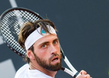 24 July 2019, Hamburg: Tennis, ATP-Tour, Hamburg European Open, singles, men, round of 16 in the stadium at Rothenbaum: Londero (Argentina) - Bassilaschwili (Georgia). Nikolos Basilashvili in action. Photo: Daniel Bockwoldt/dpa (Photo by Daniel Bockwoldt/picture alliance via Getty Images)