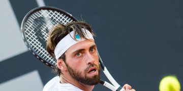 24 July 2019, Hamburg: Tennis, ATP-Tour, Hamburg European Open, singles, men, round of 16 in the stadium at Rothenbaum: Londero (Argentina) - Bassilaschwili (Georgia). Nikolos Basilashvili in action. Photo: Daniel Bockwoldt/dpa (Photo by Daniel Bockwoldt/picture alliance via Getty Images)