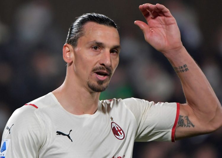 ARTEMIO FRANCHI STADIUM, FLORENCE, ITALY - 2021/11/21: Zlatan Ibrahimovic of AC Milan reacts during the Serie A 2021/2022 football match between ACF Fiorentina and AC Milan. Fiorentina won 4-3 over Milan. (Photo by Andrea Staccioli/Insidefoto/LightRocket via Getty Images)